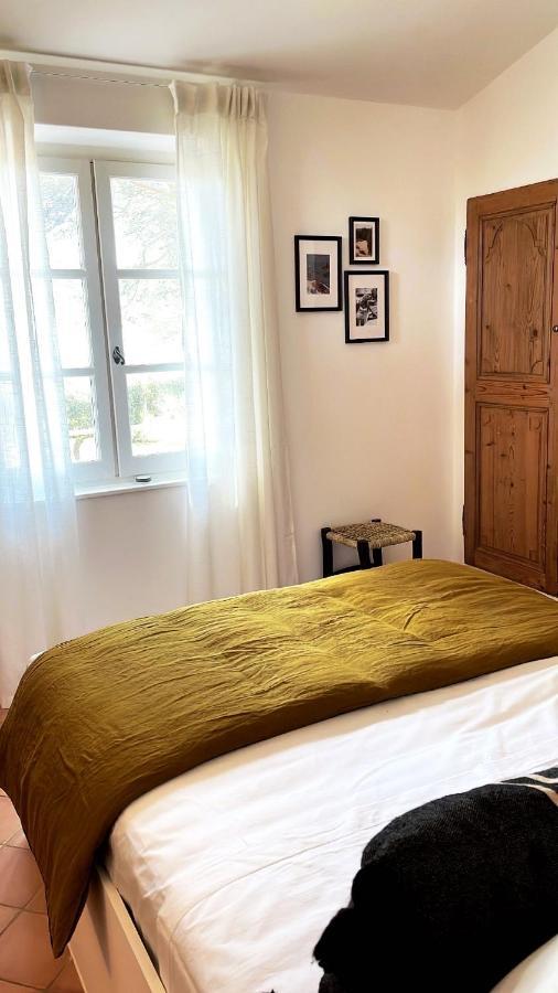 Le Cigalon Bed and Breakfast Le Beausset Δωμάτιο φωτογραφία