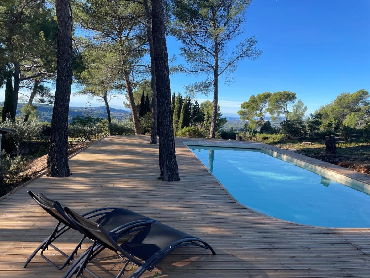 Le Cigalon Bed and Breakfast Le Beausset Εξωτερικό φωτογραφία