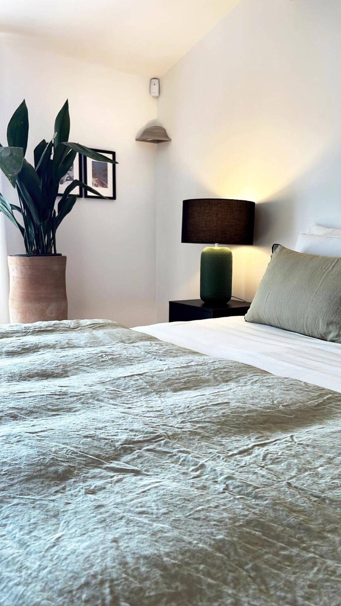 Le Cigalon Bed and Breakfast Le Beausset Δωμάτιο φωτογραφία