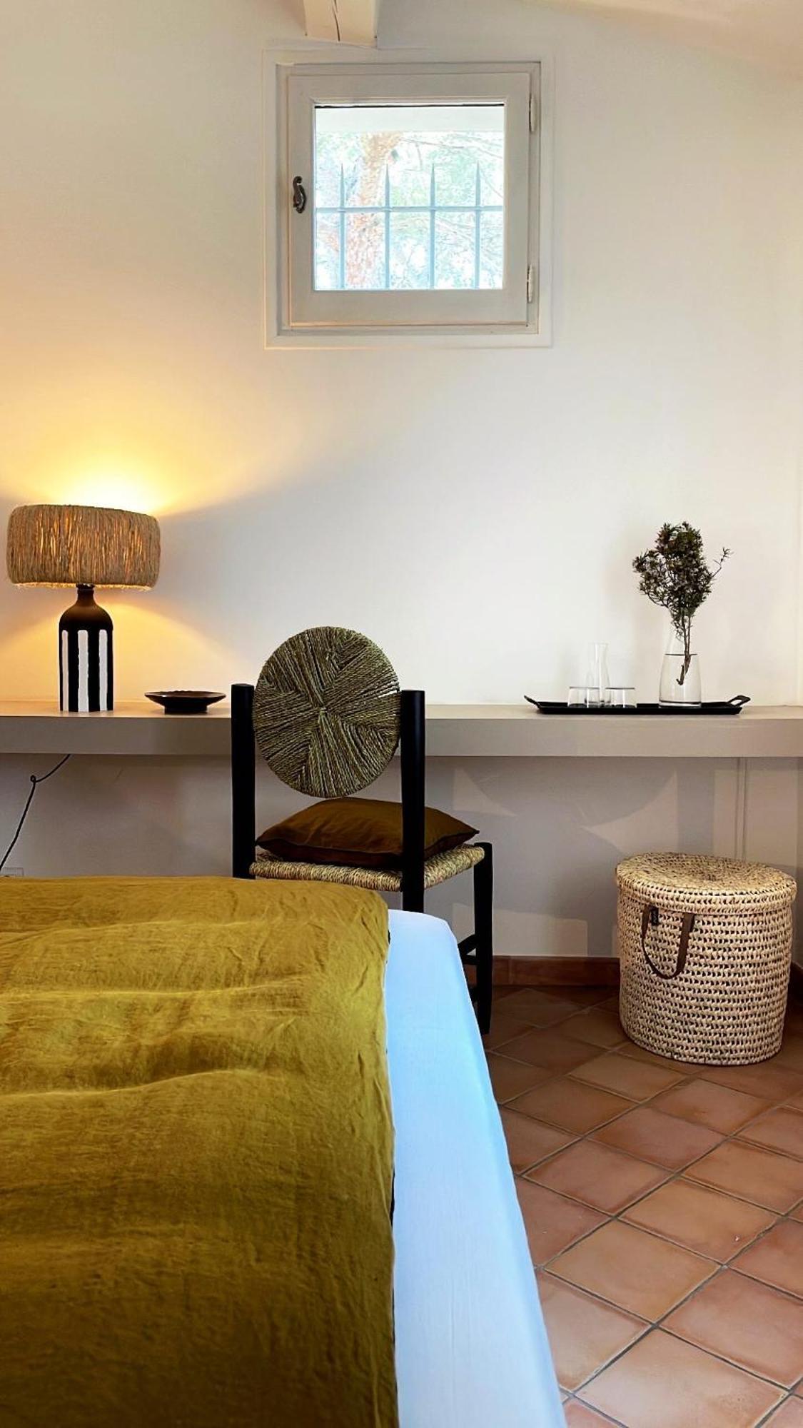 Le Cigalon Bed and Breakfast Le Beausset Δωμάτιο φωτογραφία